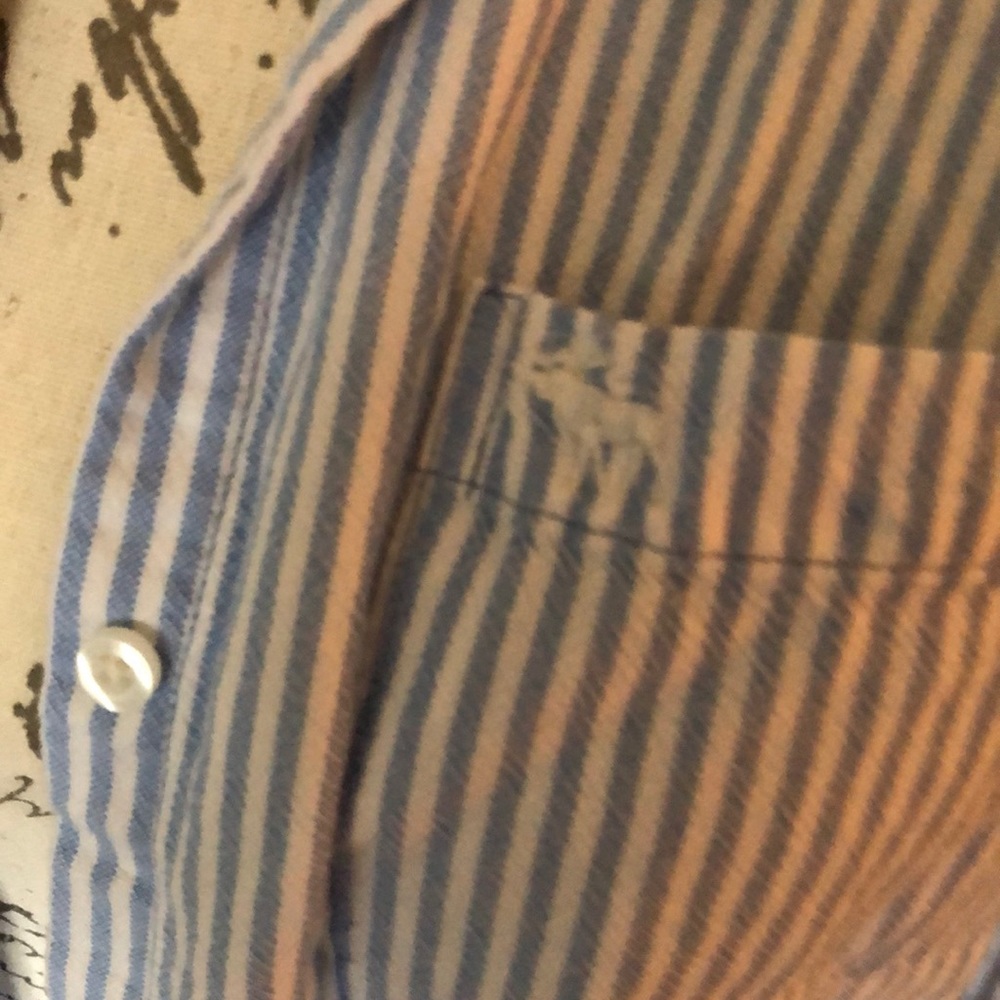 Button down Shirt - Picture 3 of 5